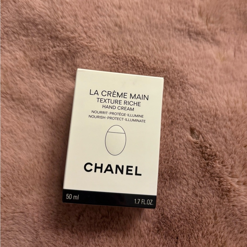 Chanel La Crème Main Hand Cream